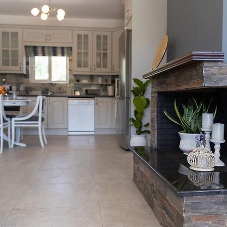 Mavrovouni Apartment Finikounta Luaran gambar